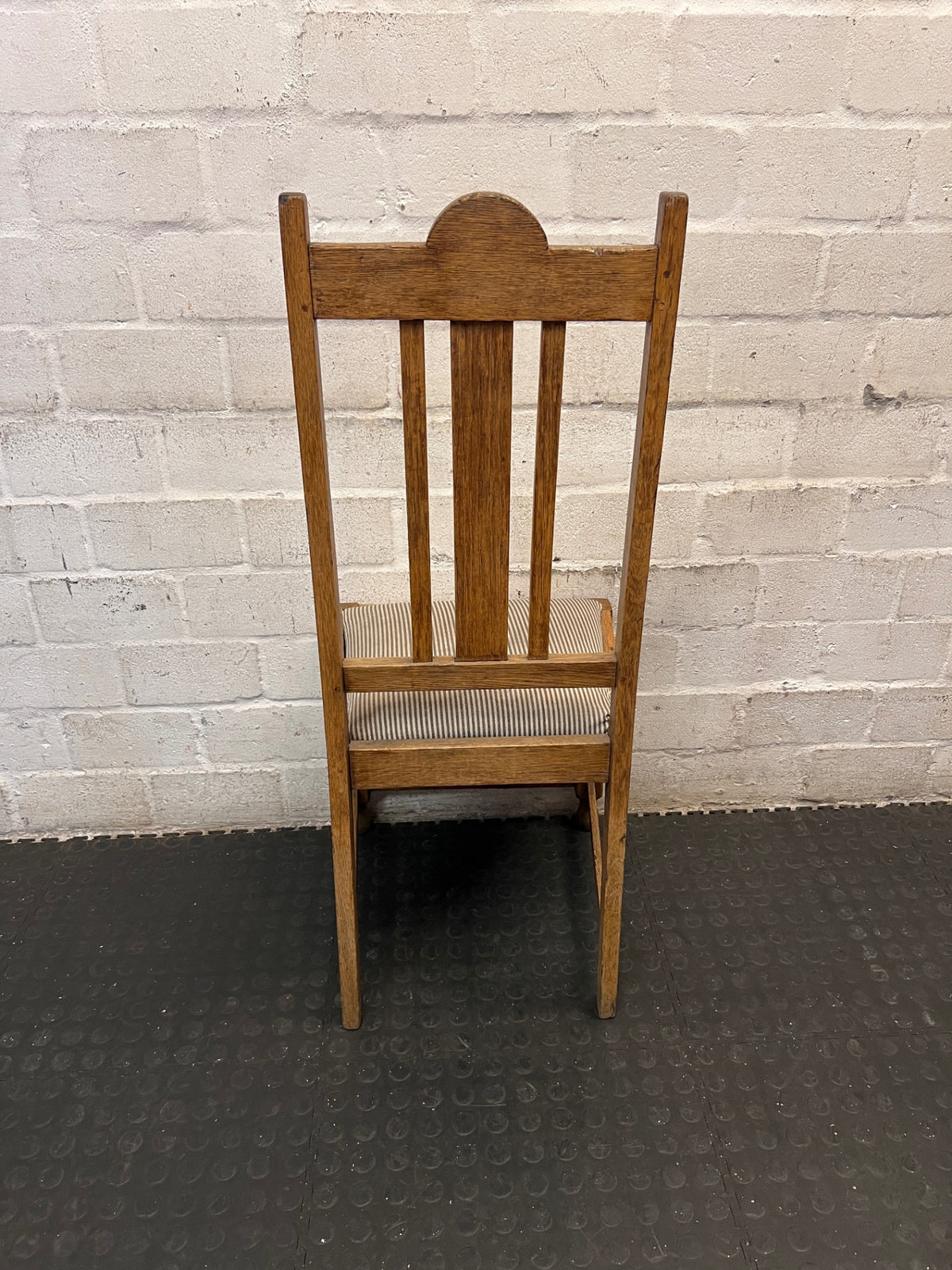 Classic Wooden Dining Chair with Striped Seat – condition detail