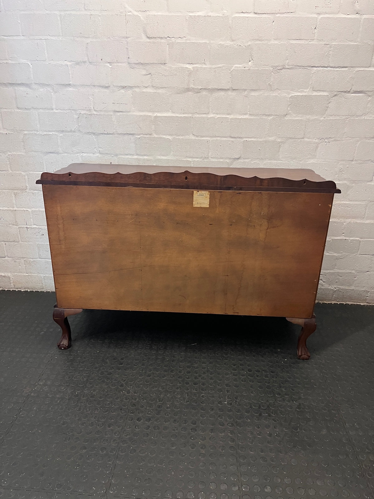Vintage-Style Wooden Sideboard with Scalloped Detail – back view