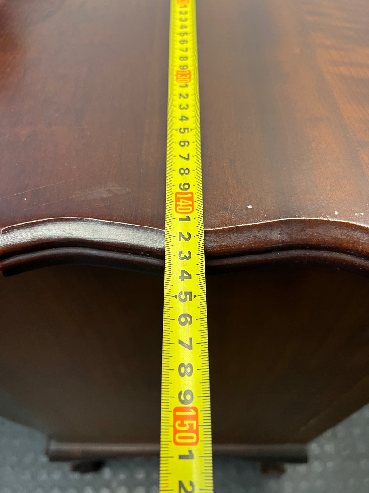 Vintage-Style Wooden Sideboard with Scalloped Detail – width measurement