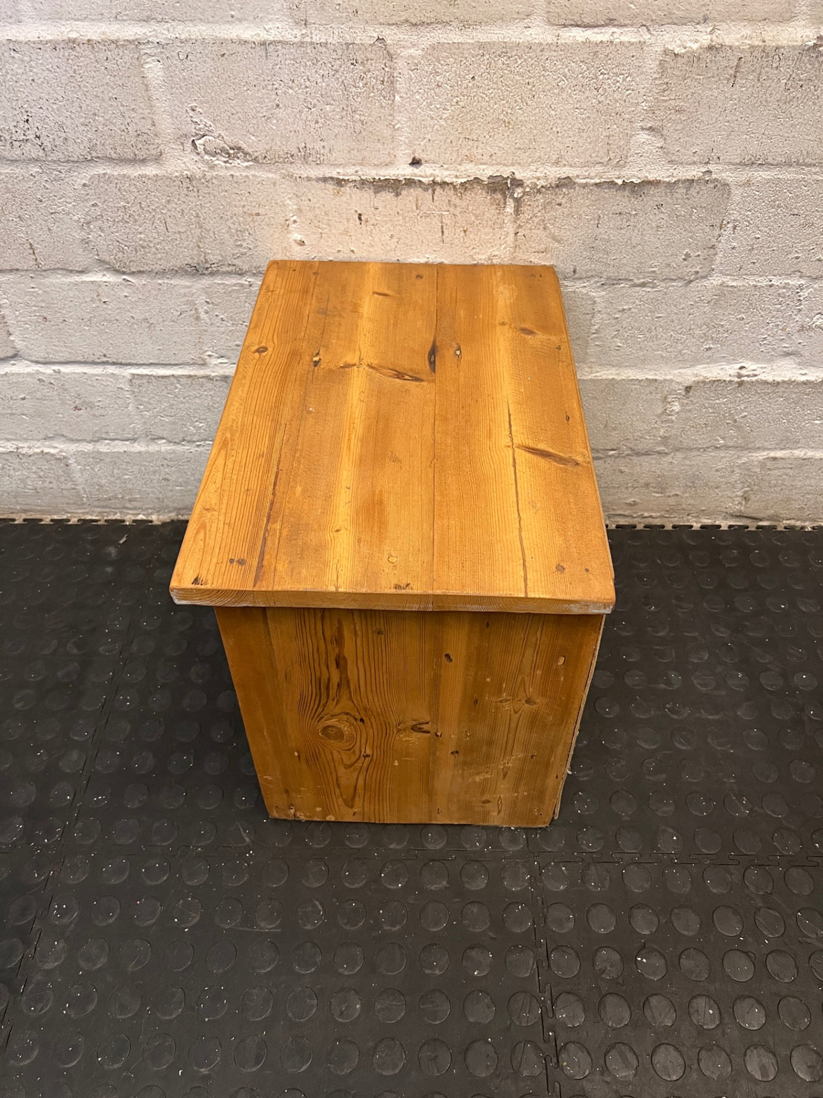 Wooden Bedside Table with Drawer and Open Shelf – condition detail
