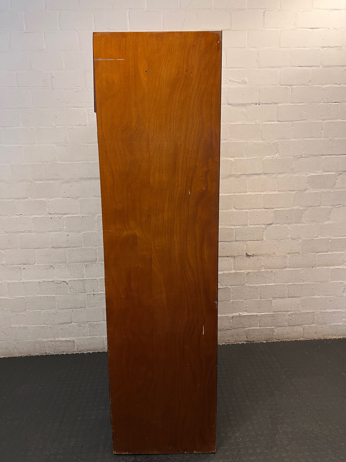 Mid-Century Wood Grain Two-Door Wardrobe with Top Box – condition detail