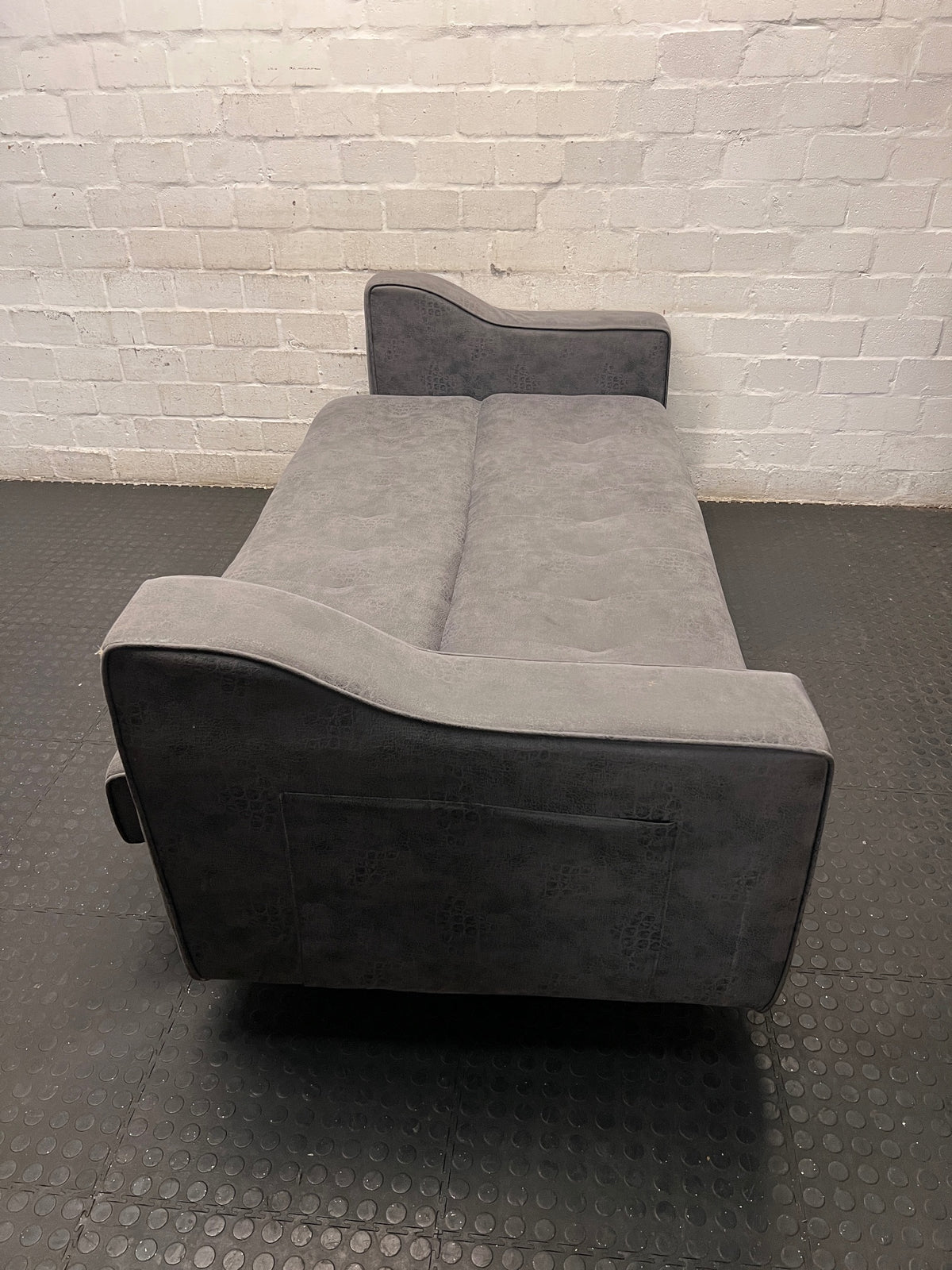 Textured Grey Sleeper Couch with Metallic Legs – condition detail