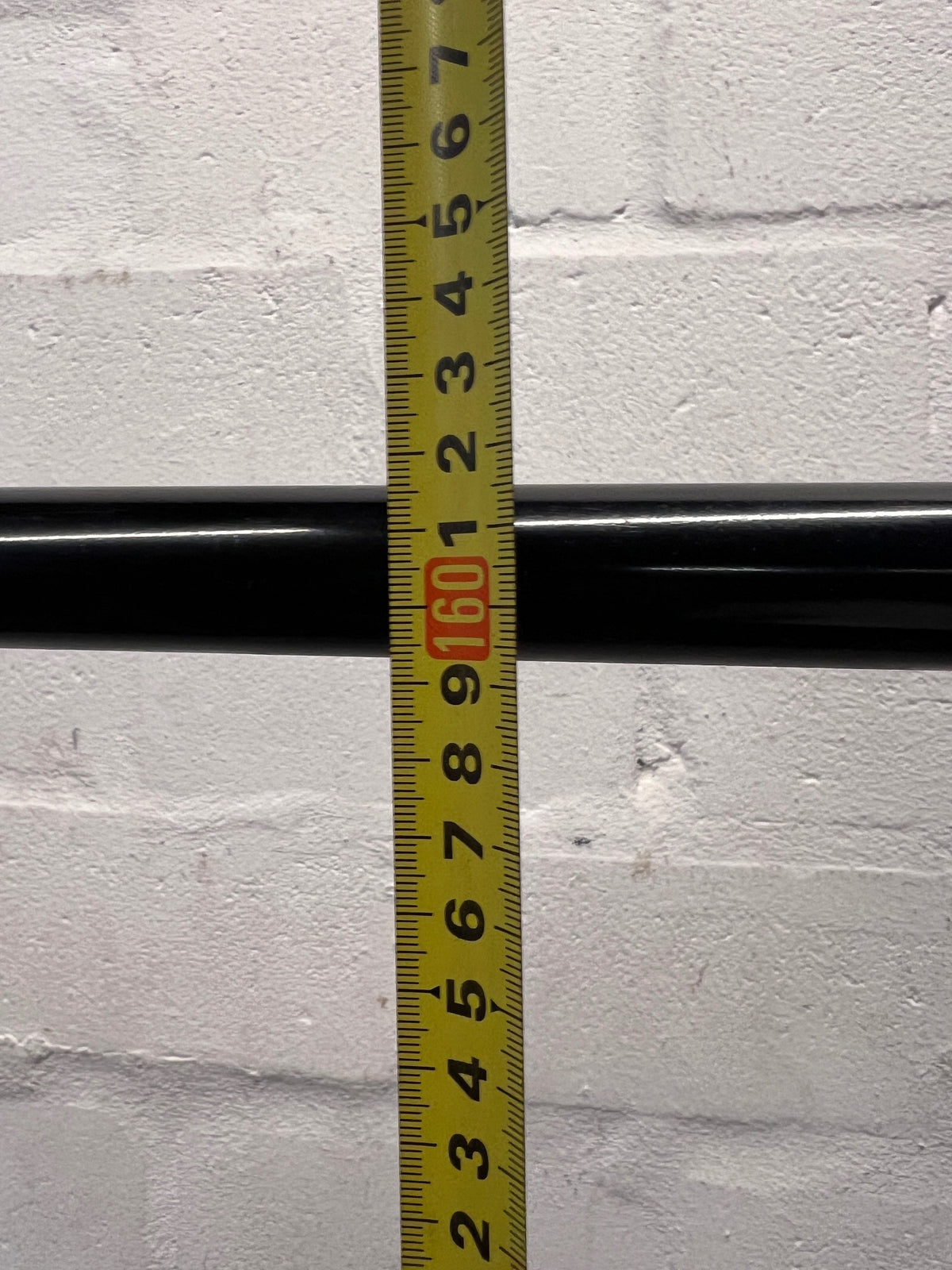 Adjustable Metal Backdrop Stand in Black – height measurement