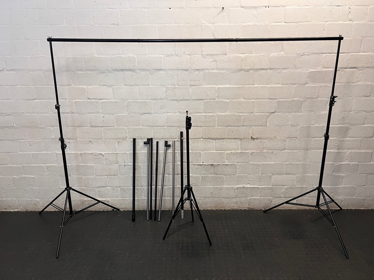 Adjustable Metal Backdrop Stand in Black – top view