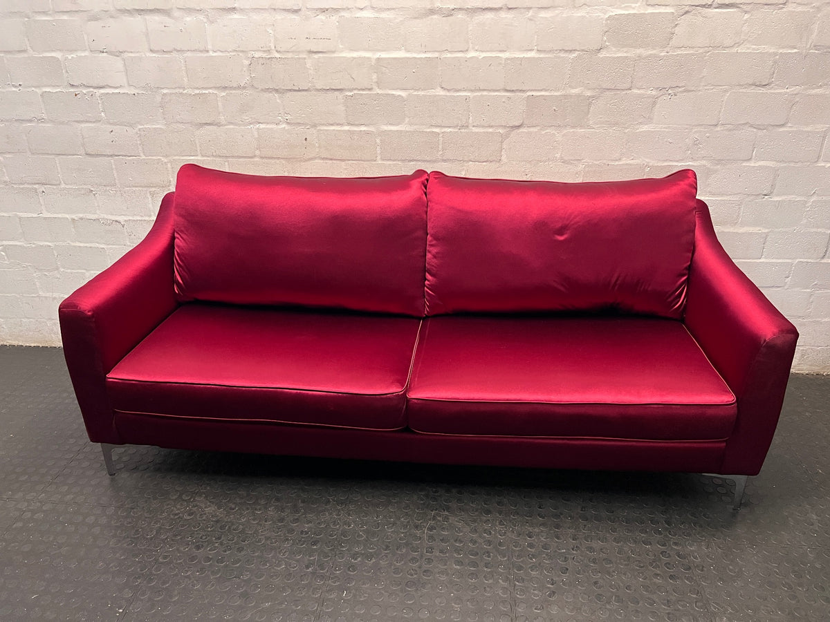 Modern Magenta Pink 3 Seater Couch with Metal Legs – top view