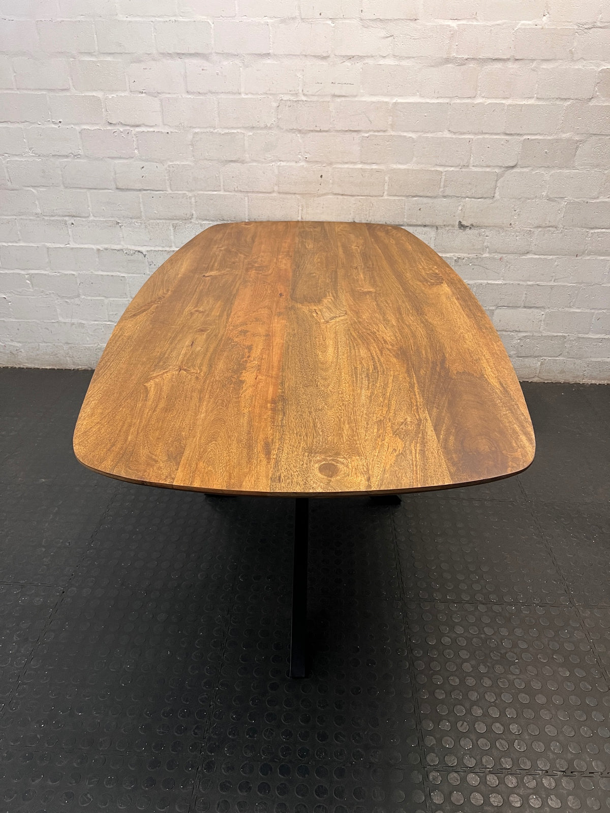 Decofurn Dal Danish Oval Solid Wood Dining Table – side view