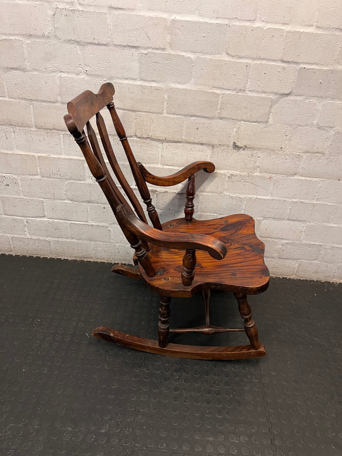 Vintage-Style Wooden Rocking Chair with Turned Spindles – back view