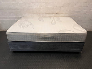 Sealy Double Bed Mattress and Base Set – condition detail