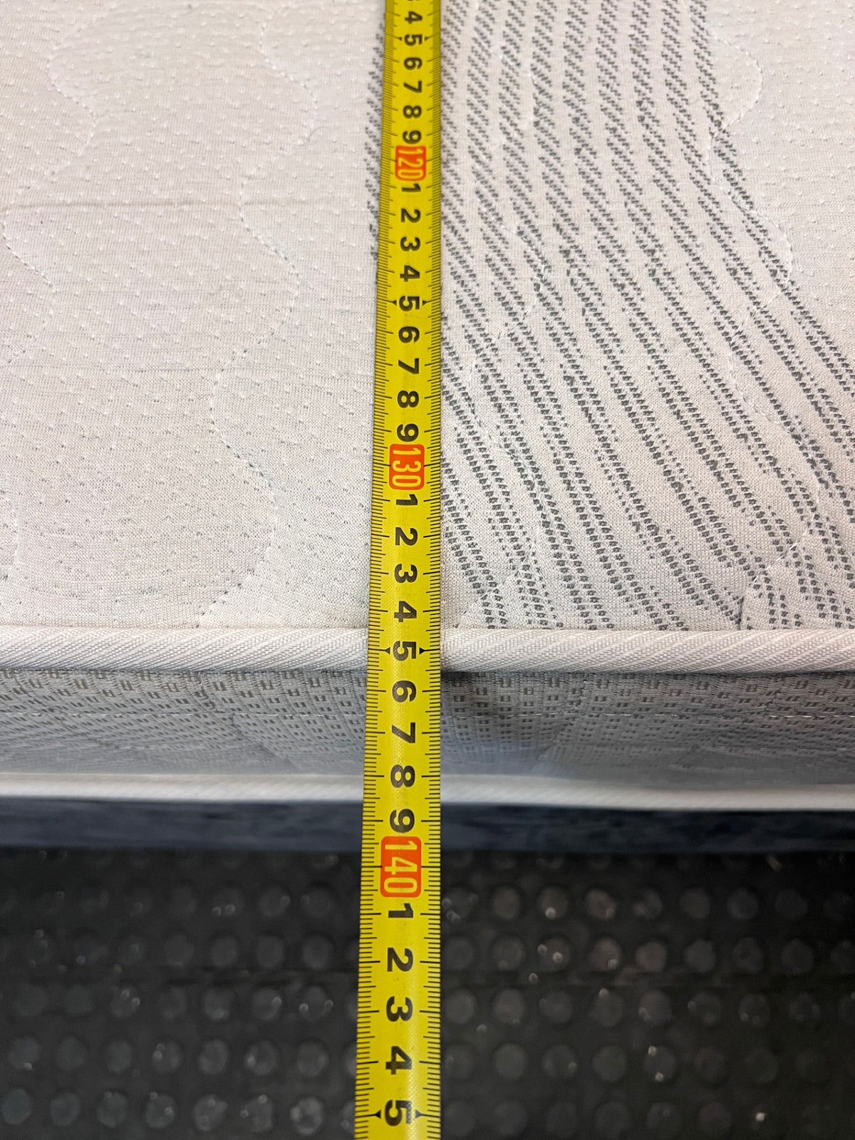 Sealy Double Bed Mattress and Base Set – width measurement