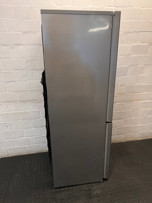 KIC Silver Fridge Freezer with Water Dispenser – condition detail