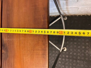 Wooden and Chrome Bar Stool with High Backrest – depth measurement