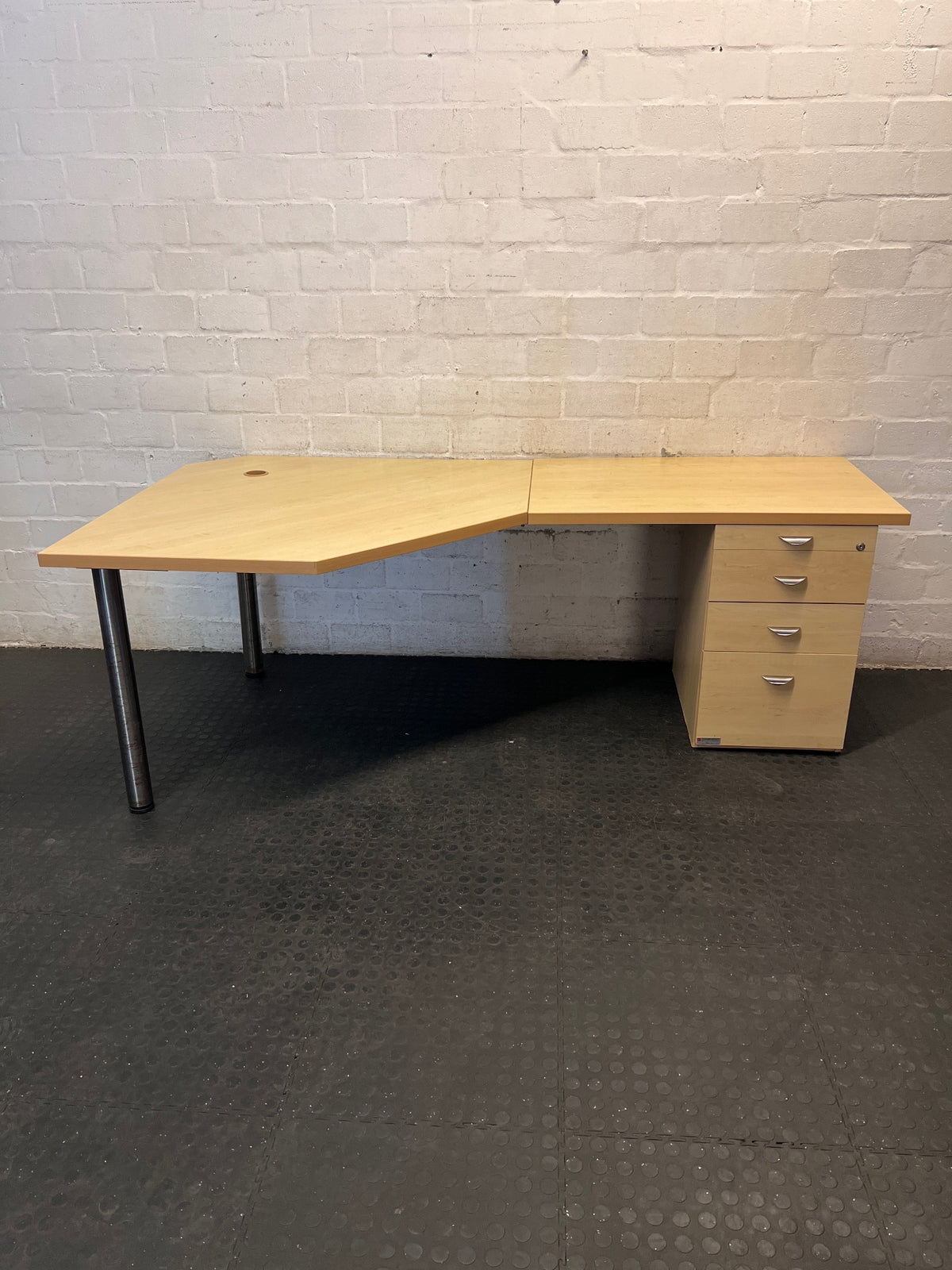 Large L-Shaped Office Desk with 4-Drawer Pedestal – main front view