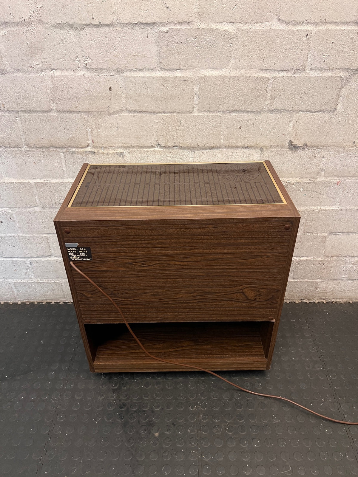 Salton Entertainer Warming Trolley with Glass Door – top view
