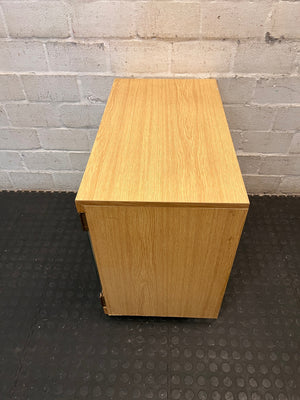 Oak-Finish Mobile TV Unit with Glass Doors – condition detail