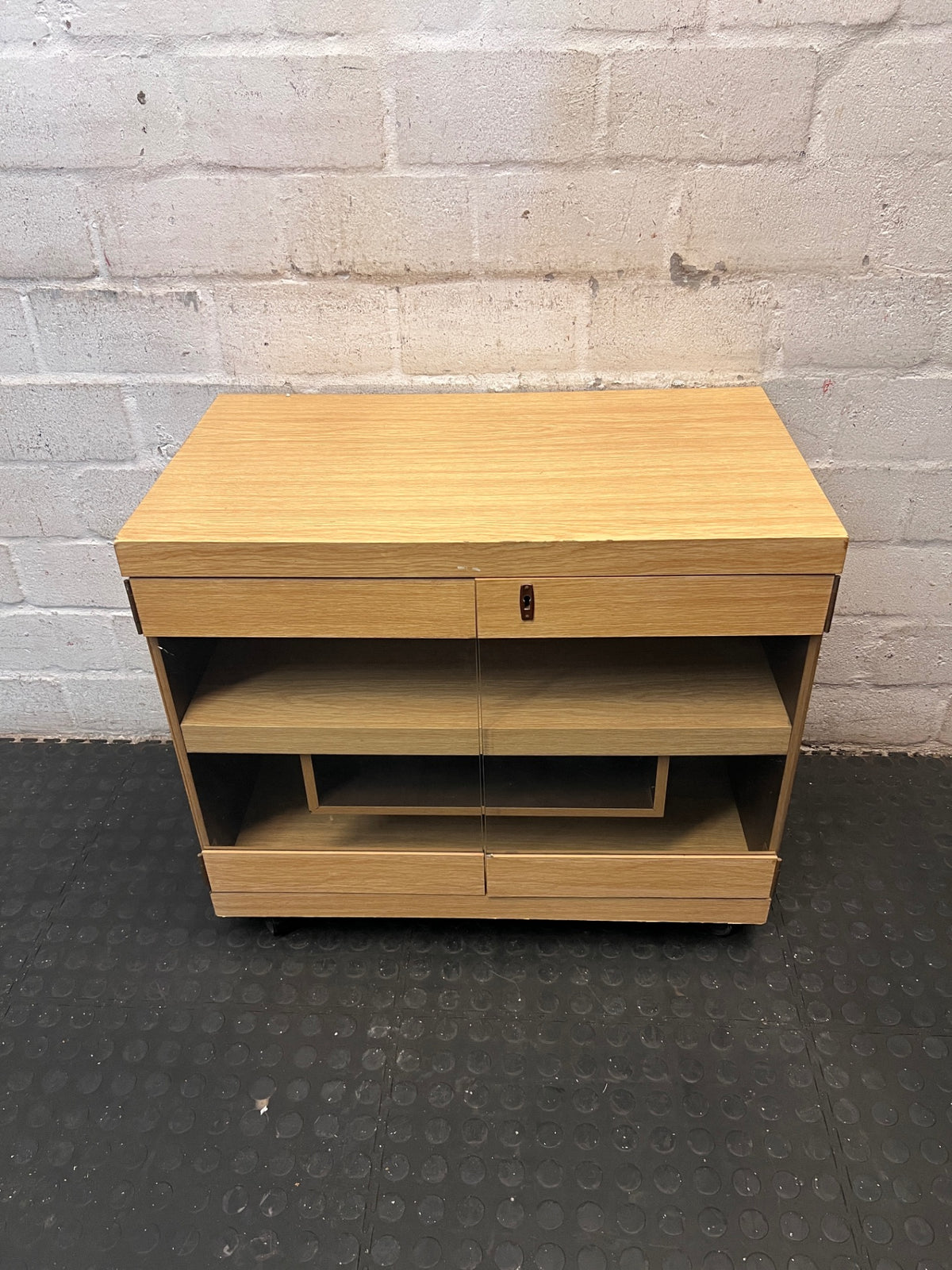 Oak-Finish Mobile TV Unit with Glass Doors – main front view