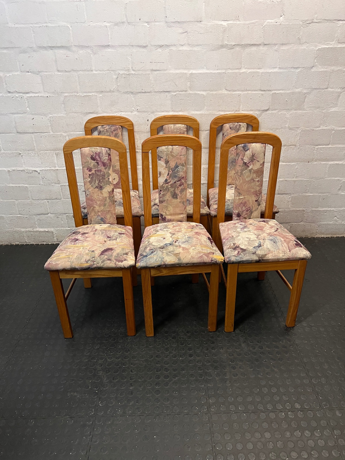 Oak-Toned Dining Chair with Floral Upholstery – side view