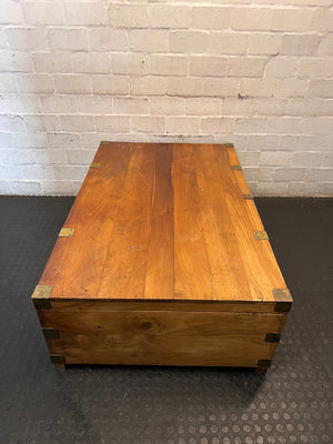 Solid Wood Storage Chest Coffee Table with Brass Detail — Broken Legs and Overall Damage – back view