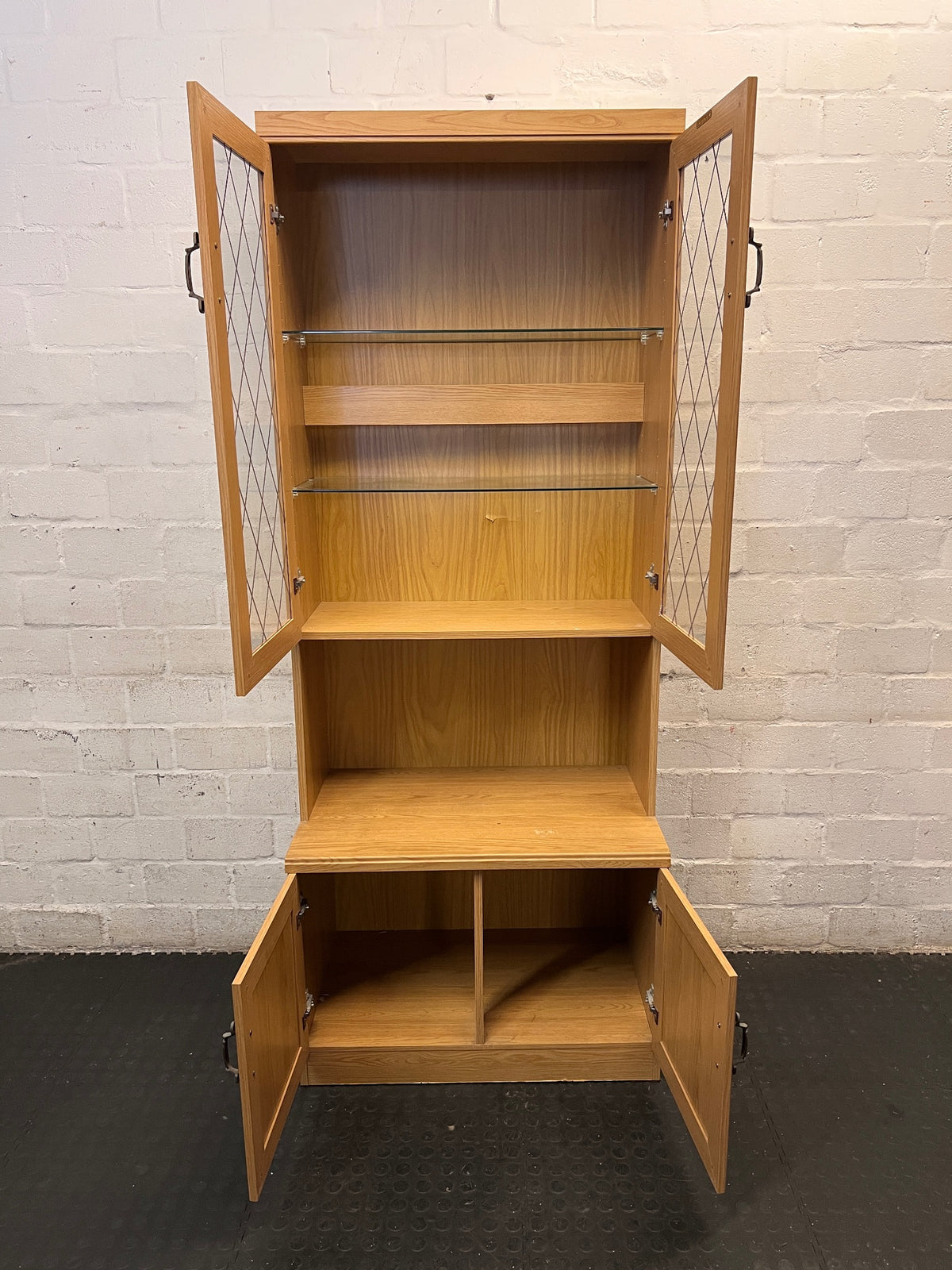 Glass-Fronted Wooden Lounge Cabinet with Diamond Detail – side view