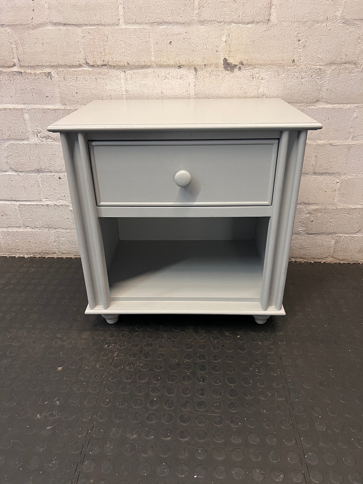 Grey Single Drawer Bedside Table with Open Shelf – main front view