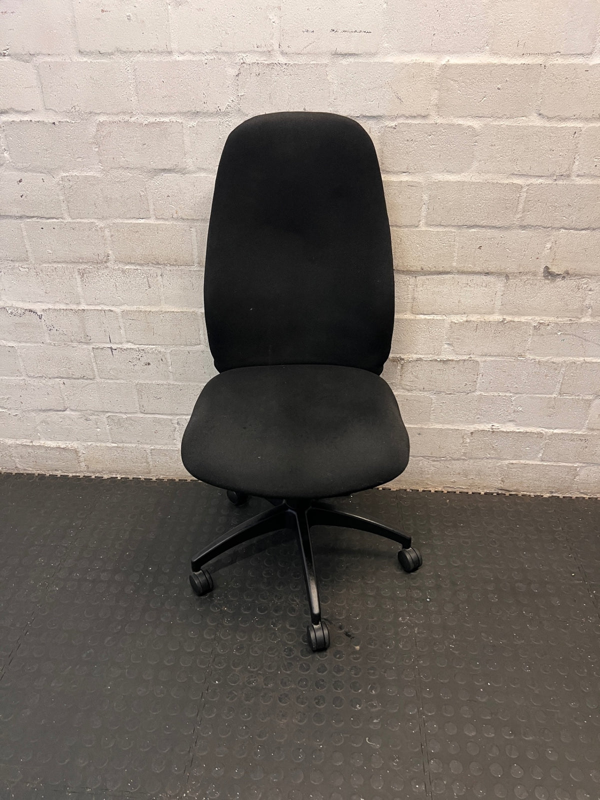 High-Back Black Fabric Office Swivel Chair – main front view