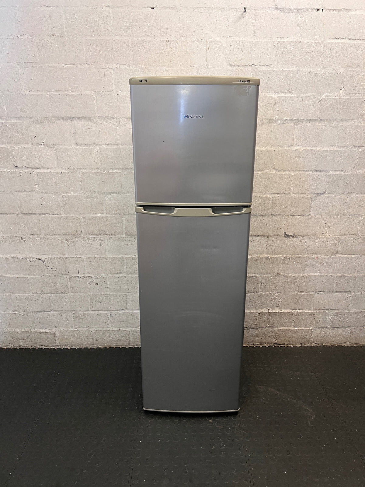 Hisense Silver Top Freezer Fridge – main front view