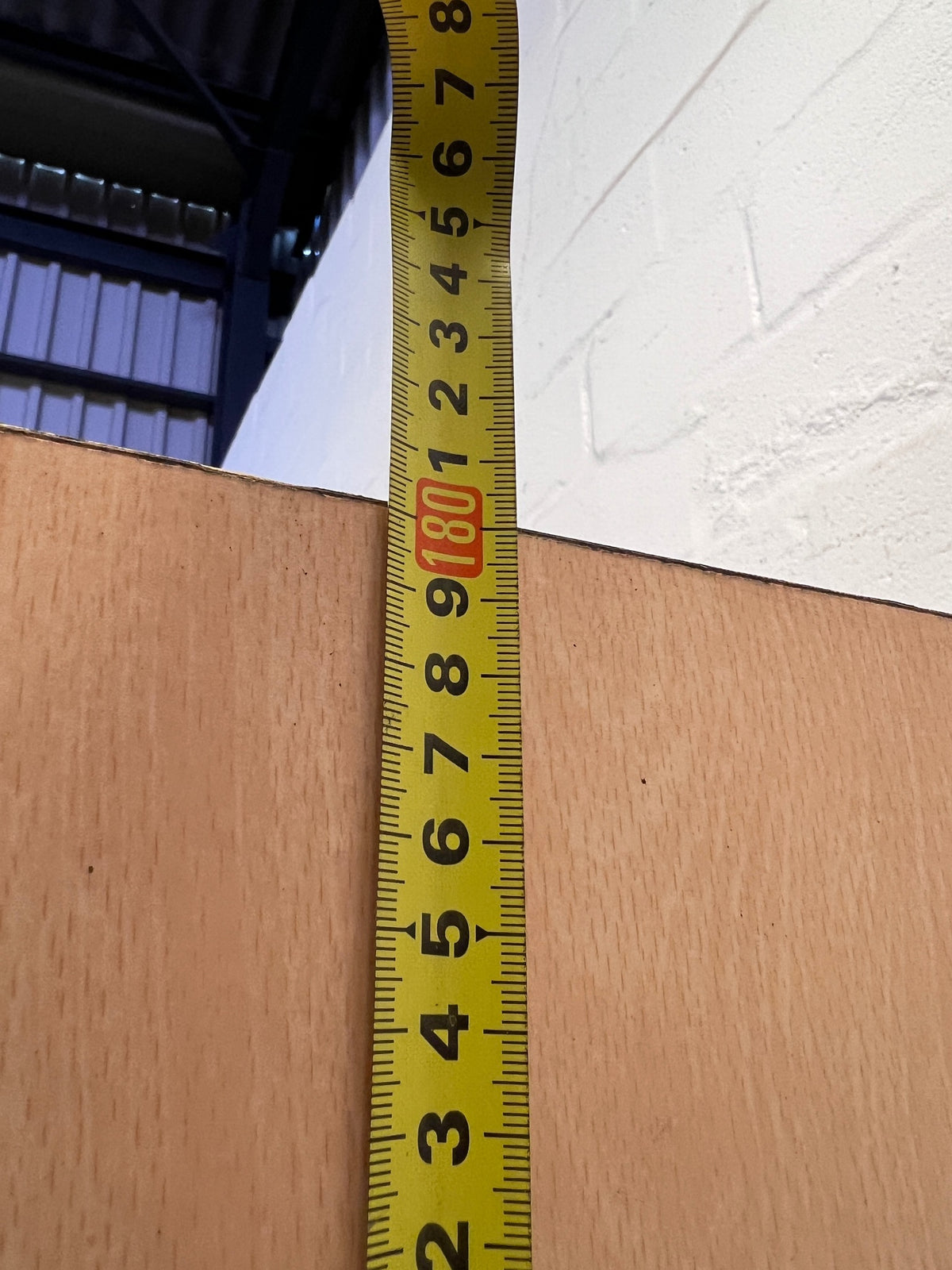 Light Wood Finish Tiered TV Unit with Shelving – height measurement