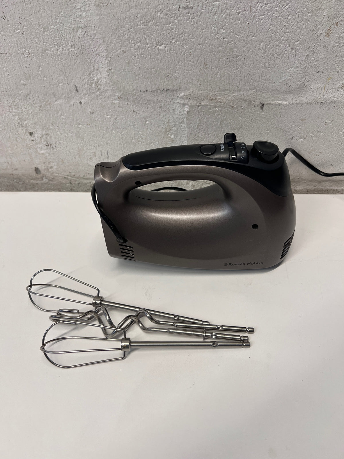 Russell Hobbs Metallic Grey Electric Hand Mixer – condition detail