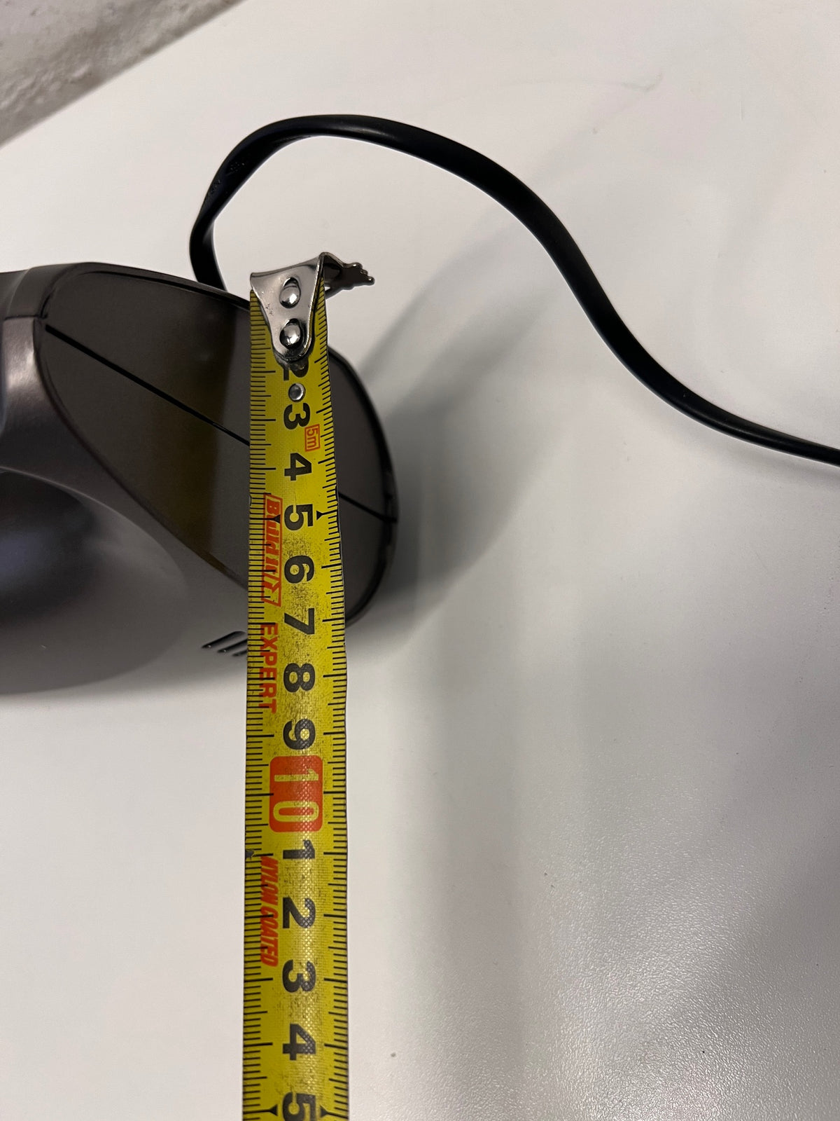 Russell Hobbs Metallic Grey Electric Hand Mixer – depth measurement
