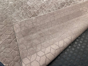 Gonsenhauser Brown Geometric Pattern Area Rug – back view