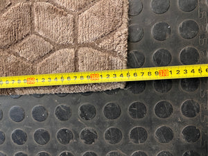 Gonsenhauser Brown Geometric Pattern Area Rug – width measurement
