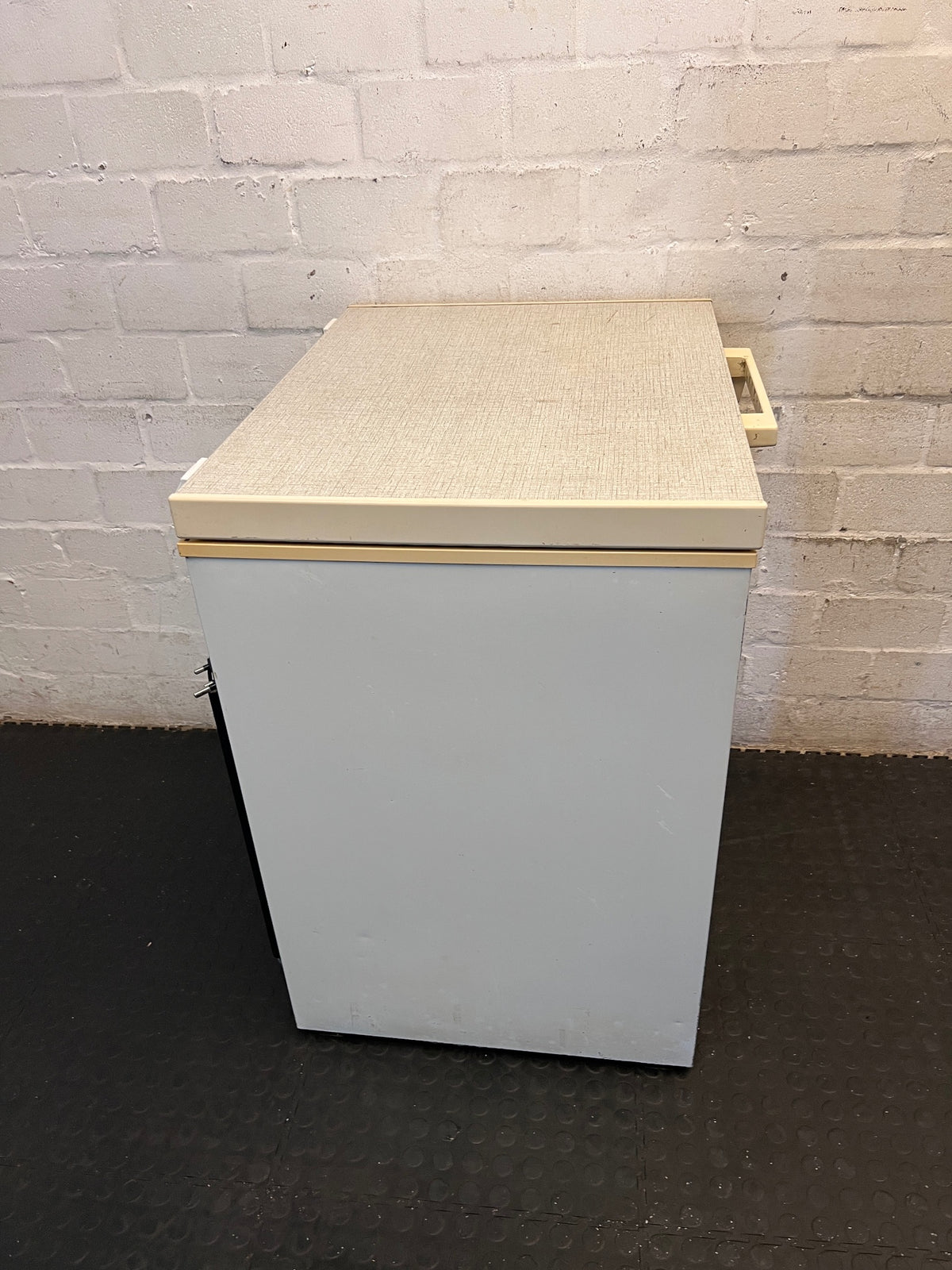 Defy Concept White Chest Freezer with Textured Lid — Good Working Order – top view