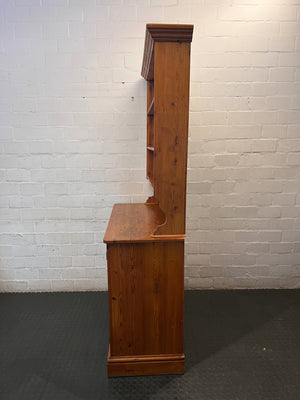 Tall Pine Welsh Dresser with Open Shelving – condition detail
