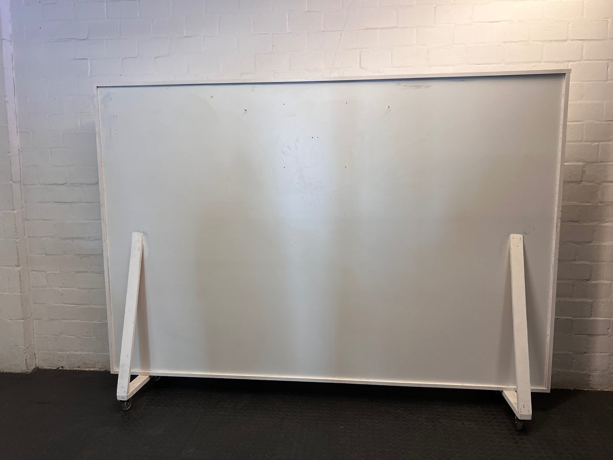 Large Freestanding White Board on Castor Wheels – condition detail