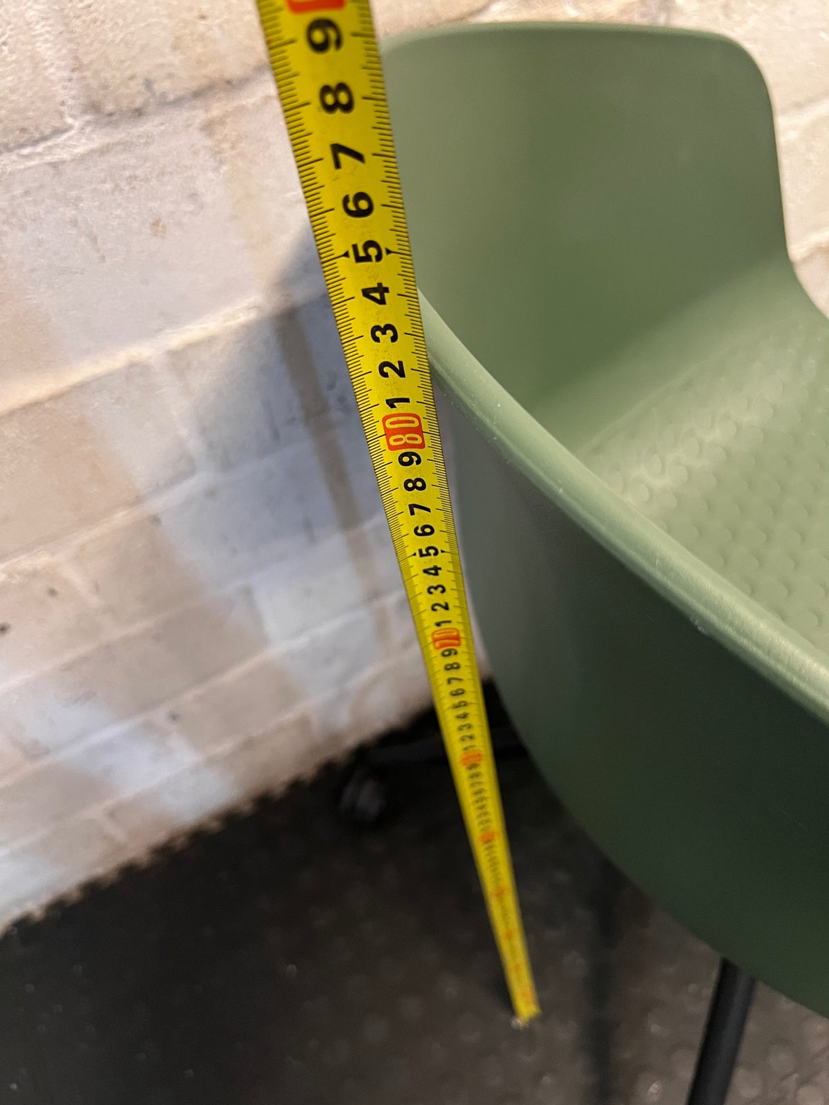 Modern Green Moulded Office Chair with Castors – height measurement