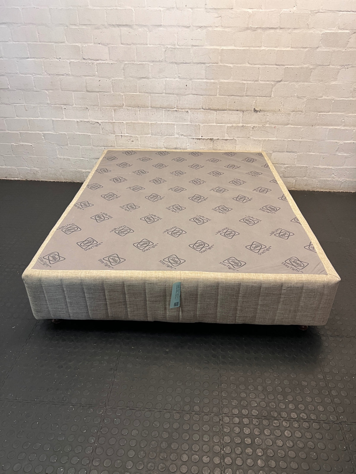 Sealy StayTight Queen Size Upholstered Bed Base – main front view