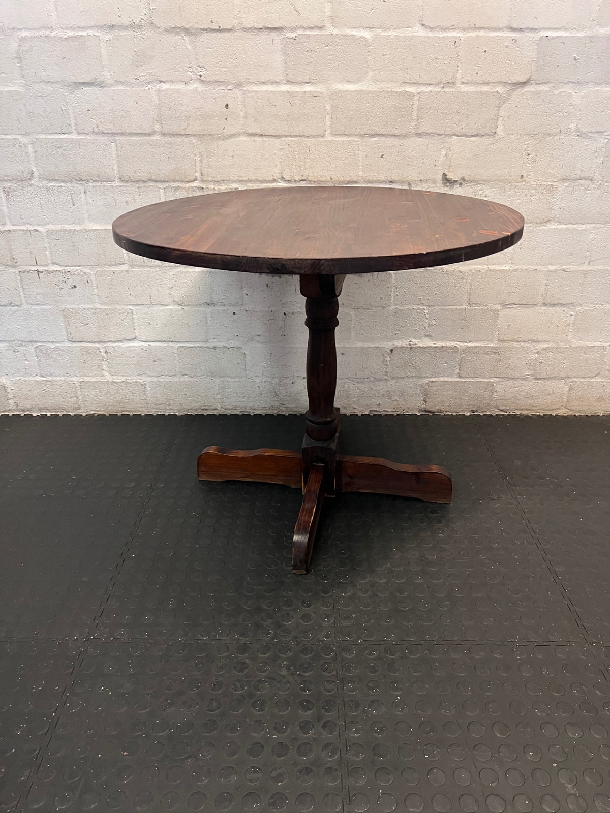 Round Wooden Pedestal Dining Table – side view