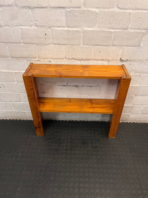 Compact Warm Oak Toned Timber Bookshelf – condition detail