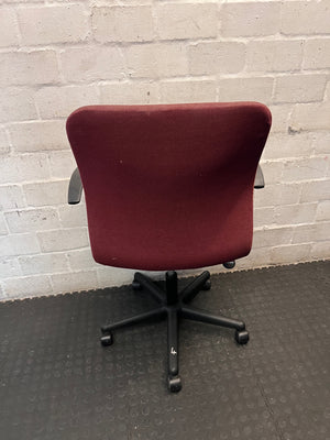 Burgundy Fabric Mid-Back Office Swivel Chair – condition detail