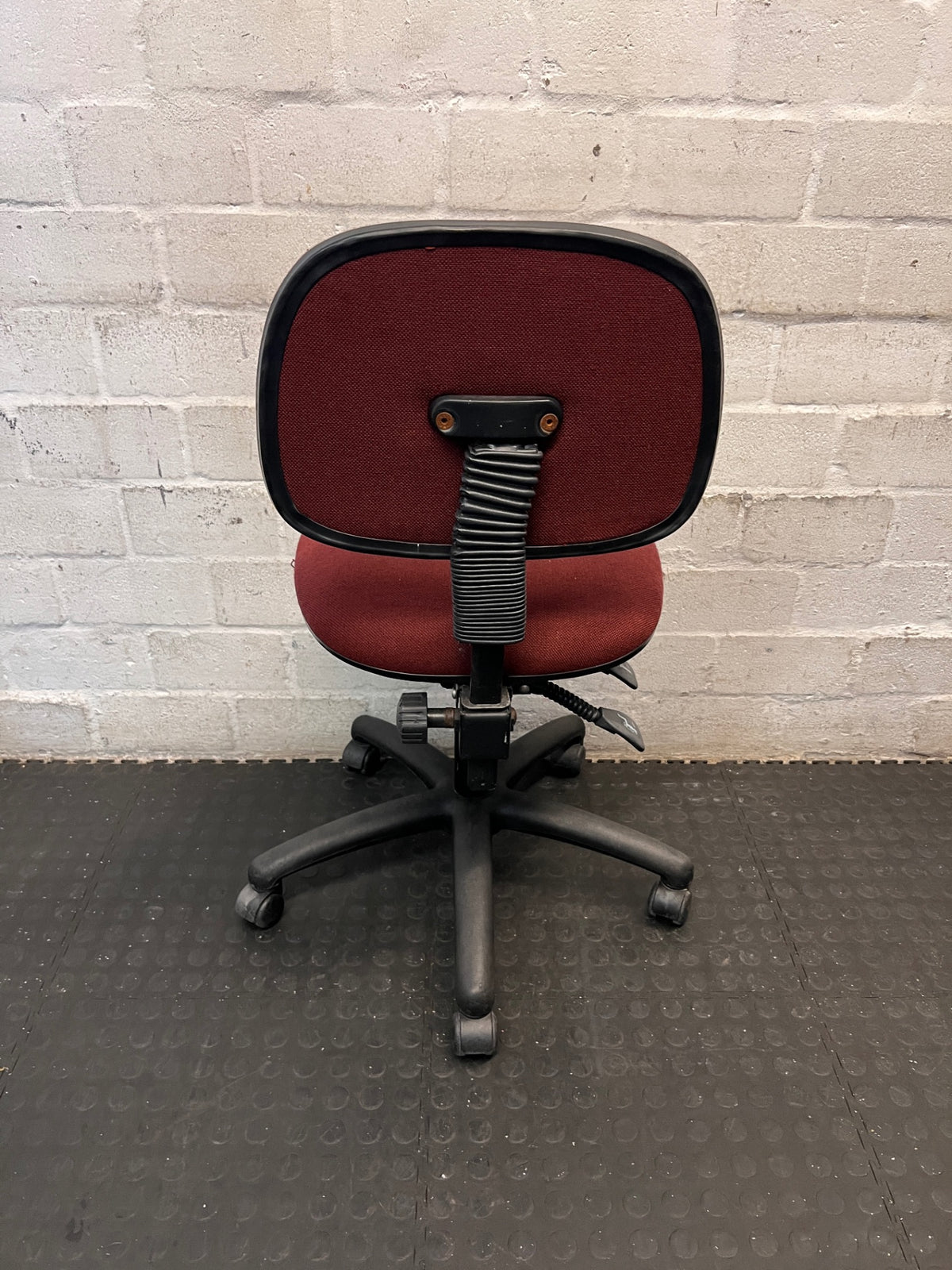 Burgundy Fabric Mid-Back Office Chair – condition detail