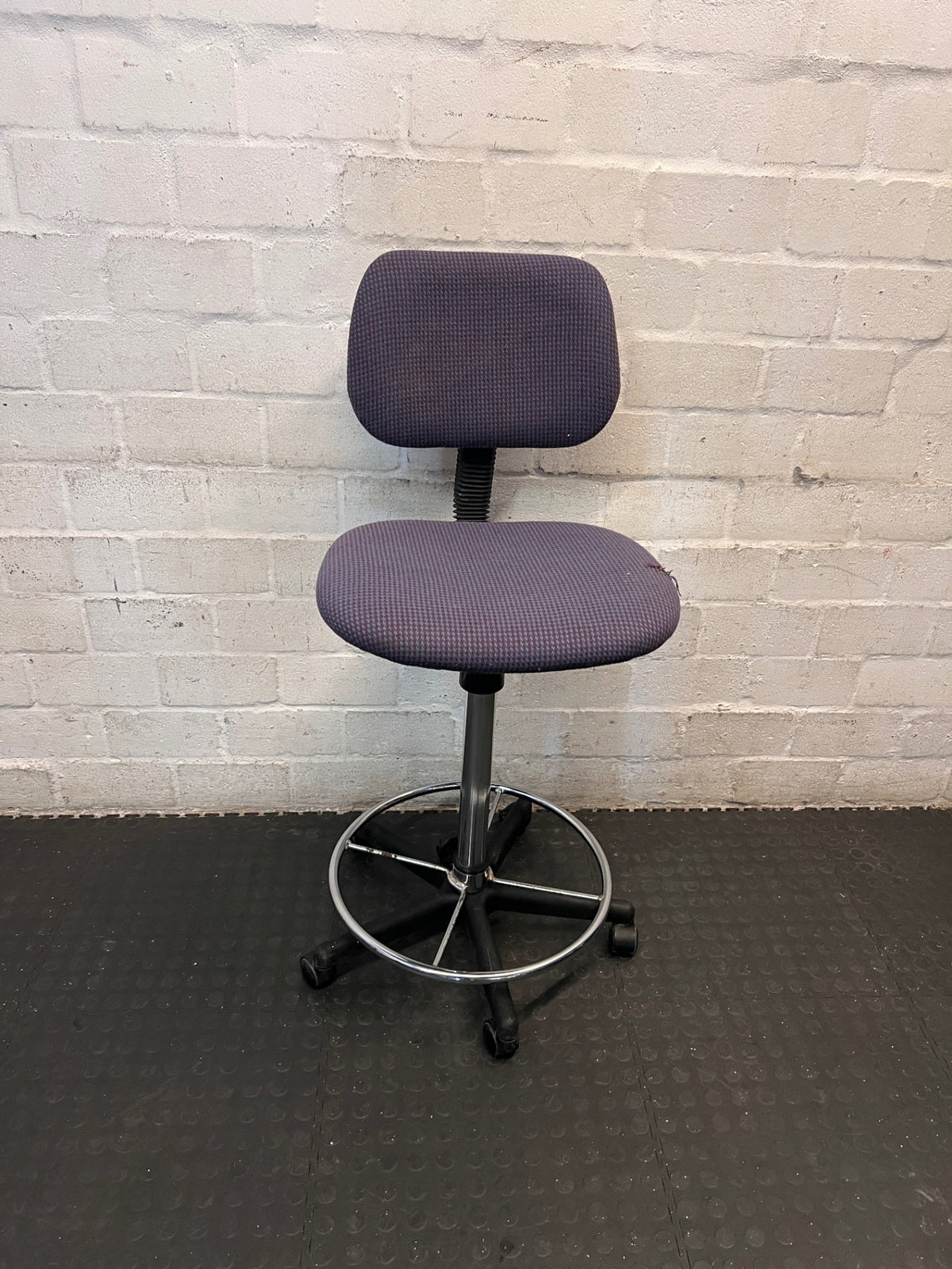High-Reach Draughting Office Chair with Footring – top view