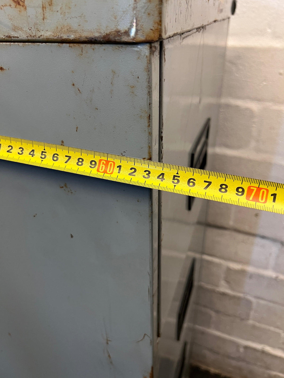 Krost 4-Drawer Metal Filing Cabinet – width measurement