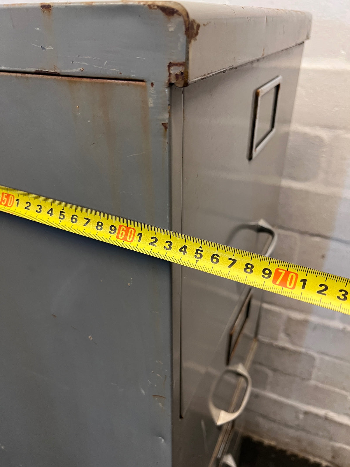 Grey 4-Drawer Metal Filing Cabinet – width measurement