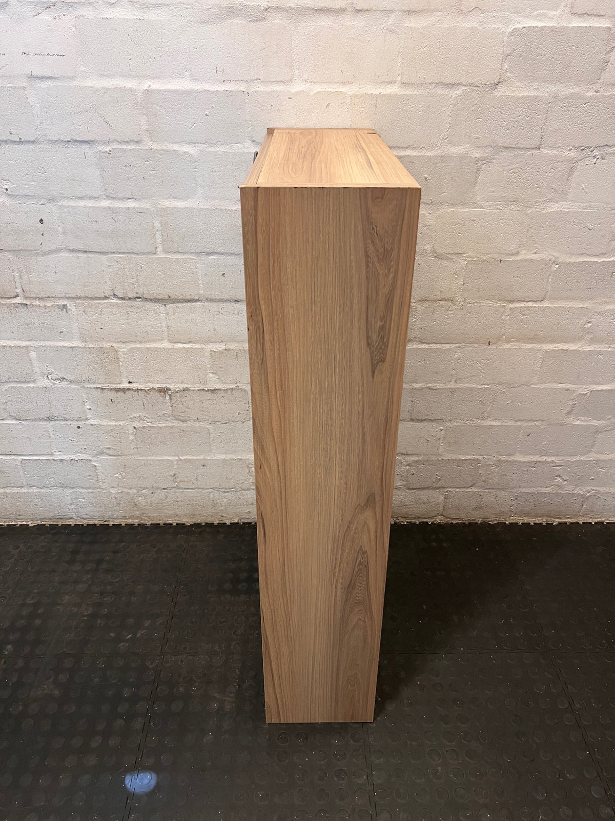 Slim Wood-Look Single Door Cabinet – condition detail