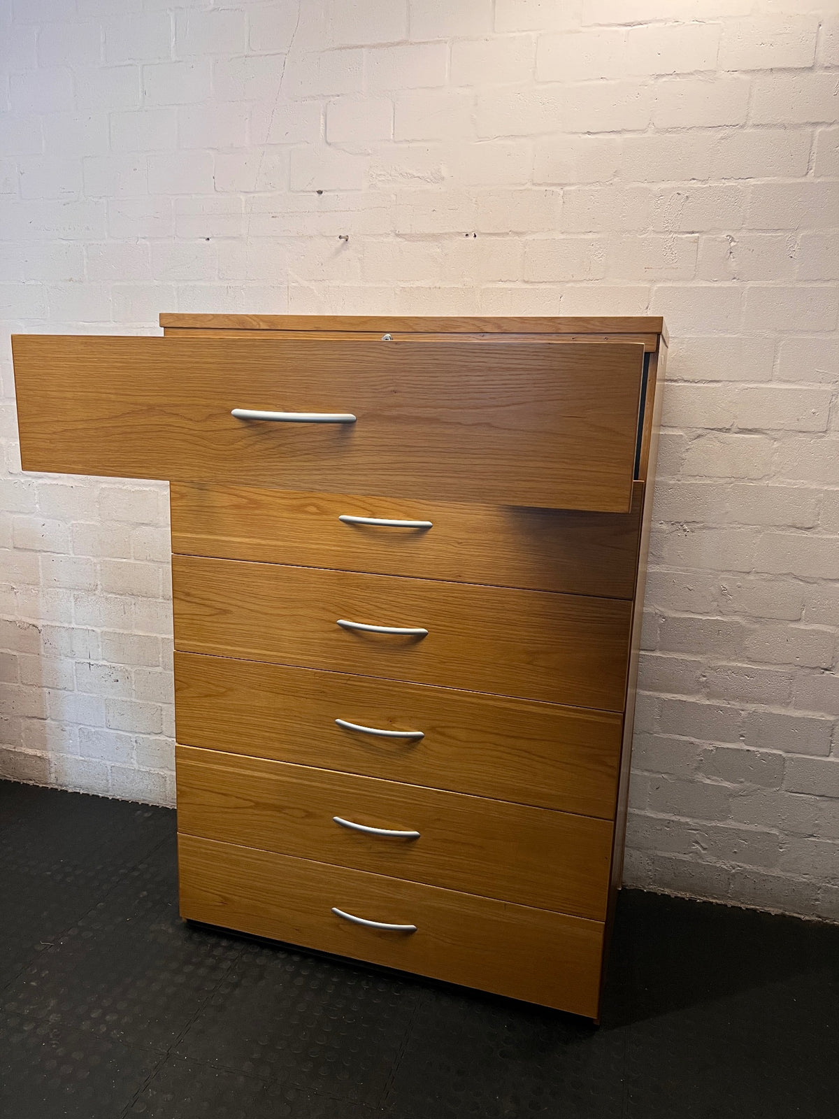 Honey Oak 6-Drawer Chest with Lock – side view
