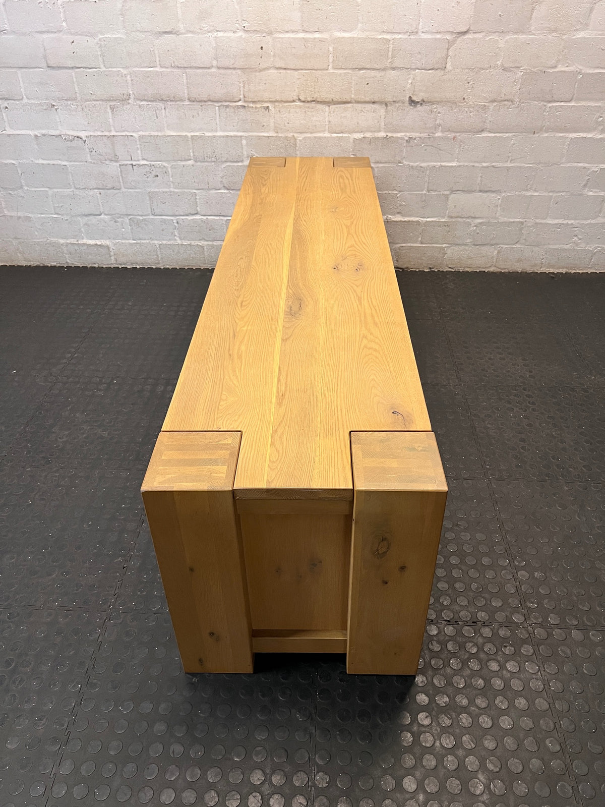 Coricraft Greyton Oak Plasma Unit – back view