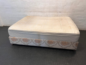 Double Base Set with Patterned Base – back view