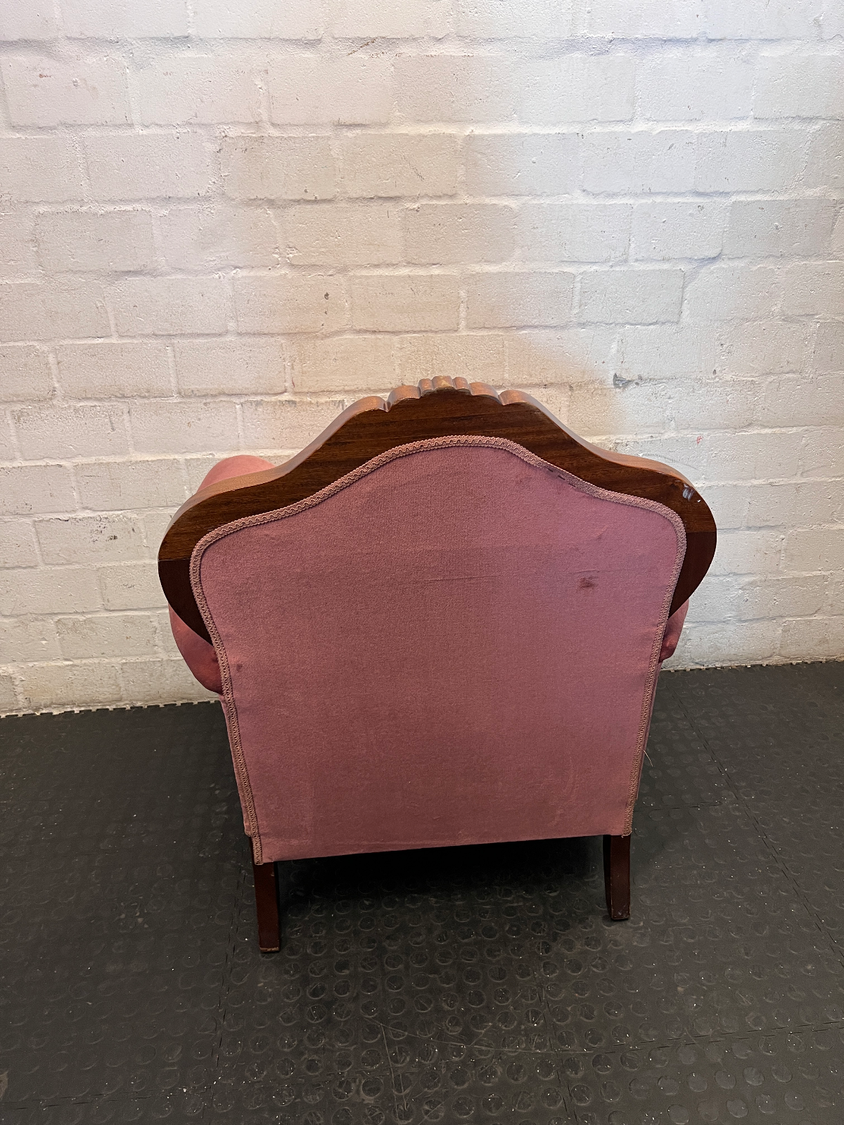Vintage Victorian Style Tufted Lounge Chairs - Pair - 2ndhandwarehouse.com