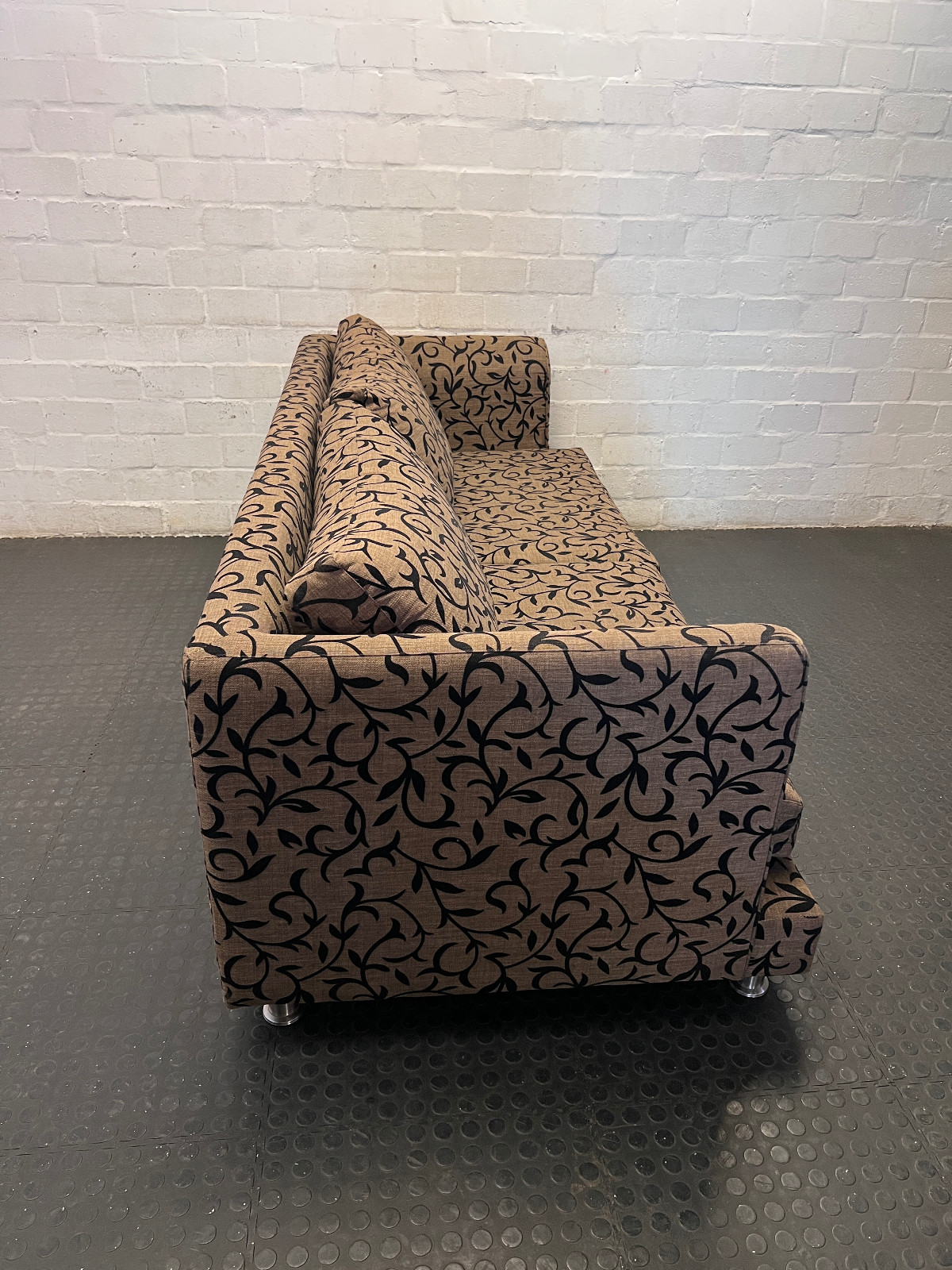 Contemporary Patterned Three-Seater Couch in Mocha & Black - 2ndhandwarehouse.com