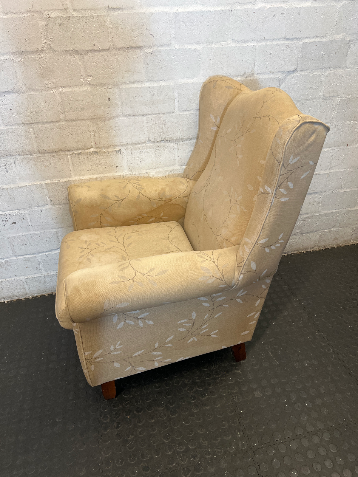 Vintage Style Fabric Wingback Chair with Leaf Pattern - 2ndhandwarehouse.com