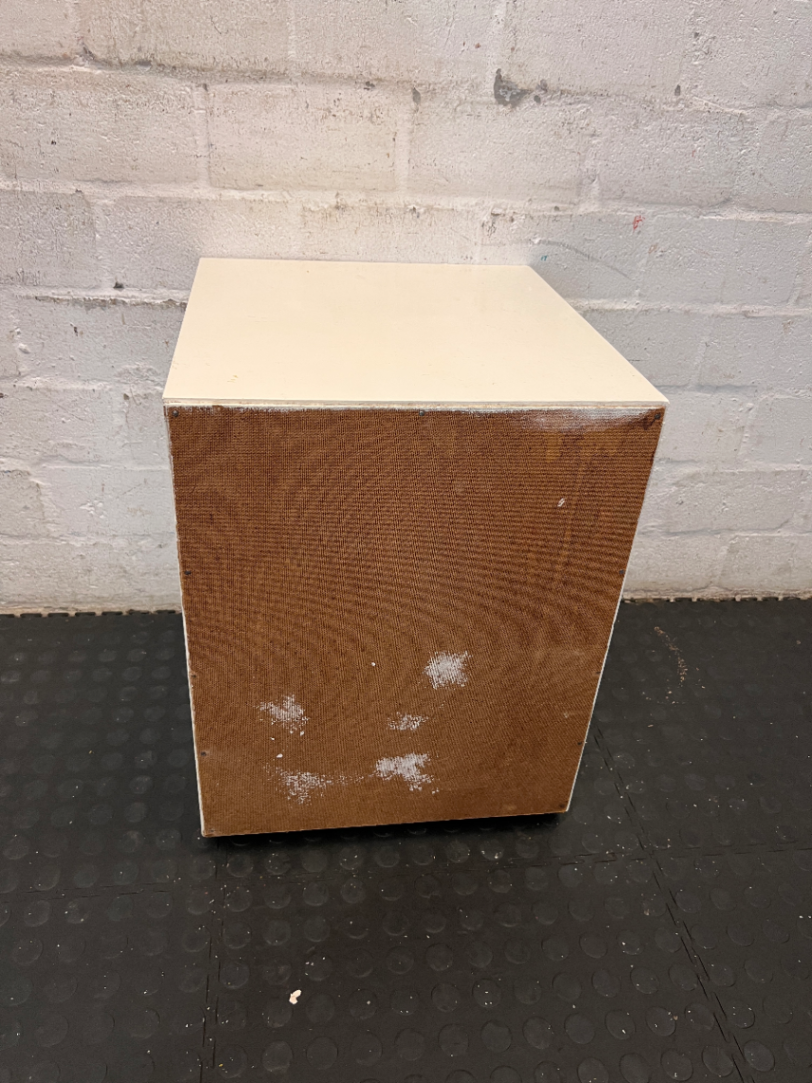 White 3-Drawer Side Table / Pedestal - 2ndhandwarehouse.com